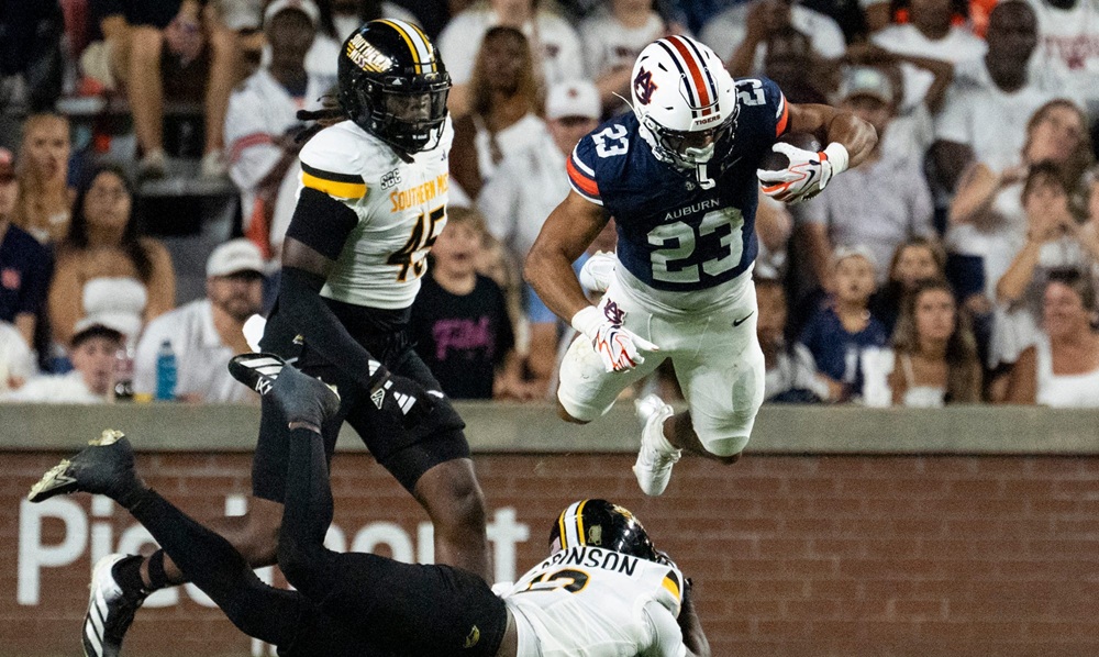 Why Auburn’s offensive coordinator feels the Tigers’ run game is trending up